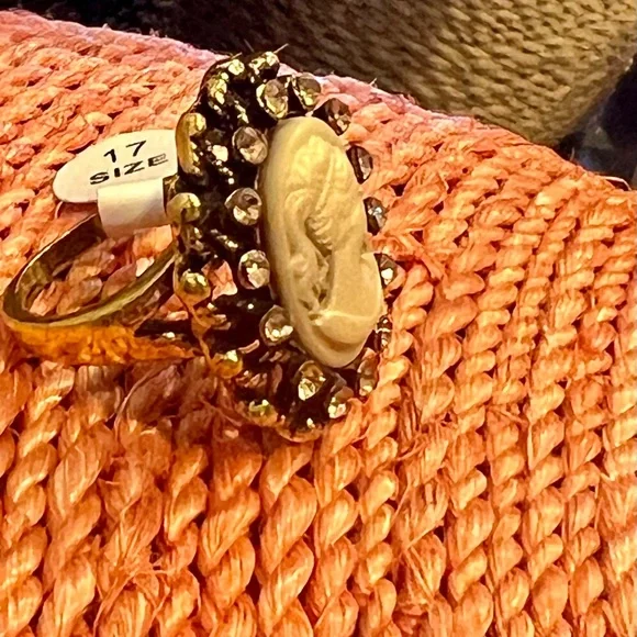 Elegant Cameo Cocktail Ring with Crystal Accents
Measures at a US size 6-3/4 - Picture 5 of 11